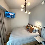 New In The Centre Apartment