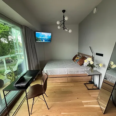 New In The Centre * Parnawa