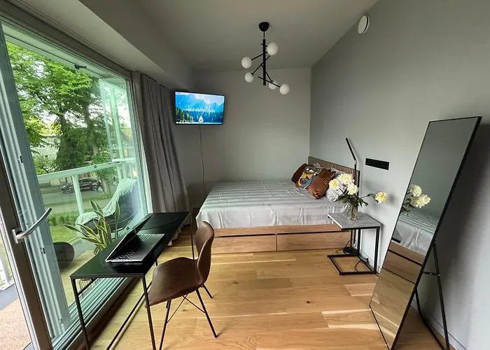 New In The Centre * Parnawa